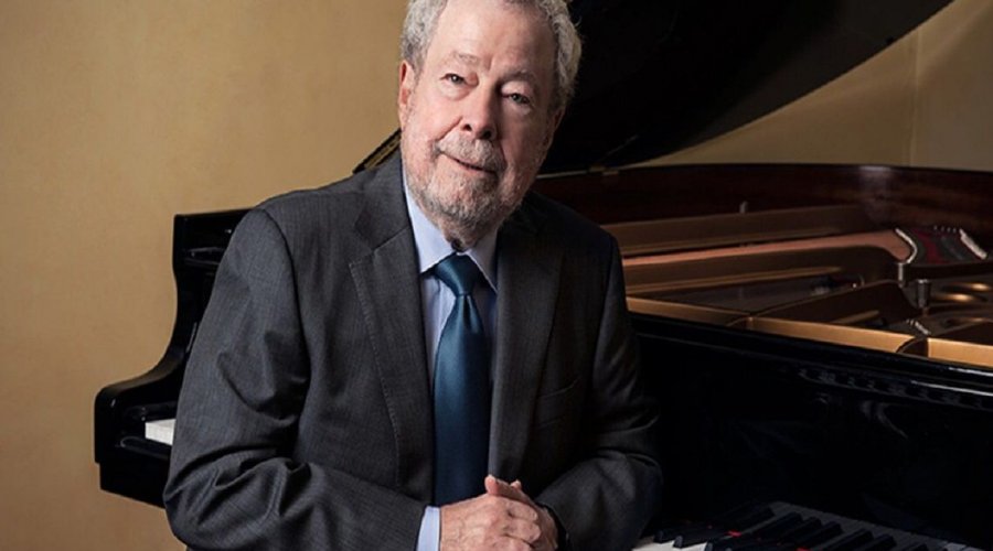 [Morre aos 77 anos o maior pianista brasileiro Nelson Freire]