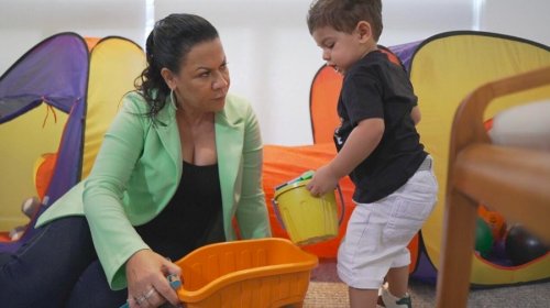 [Filho de Marília Mendonça ainda não sabe da morte da mãe; avó revela que para o garoto, ela fo...]