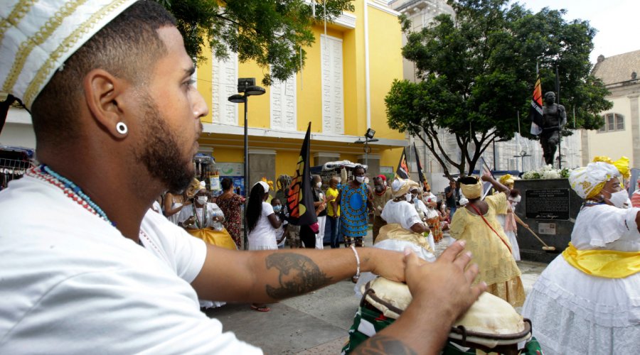 [Manifestantes reforçam grito de ‘Fora, Bolsonaro’ durante Marcha da Consciência Negra em Salvador]