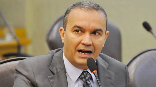 [CPI dos Respiradores diz haver provas suficientes para indiciar nomes do alto escalão do gover...]