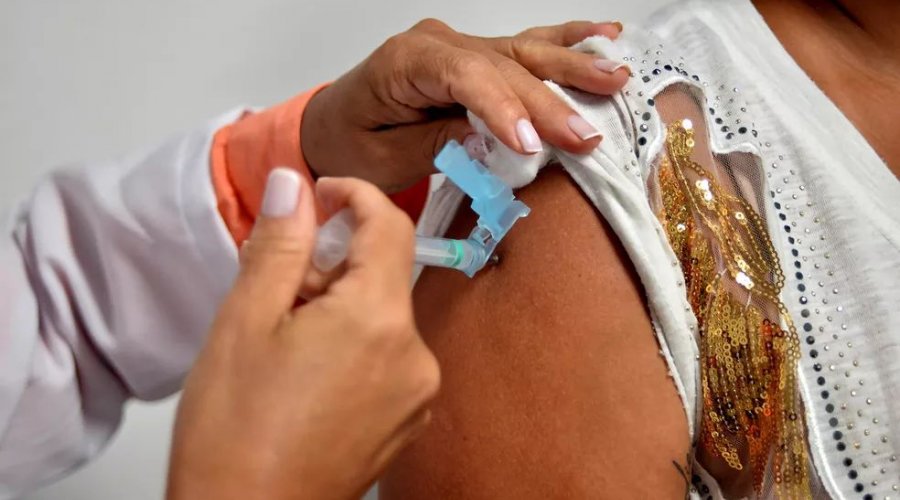 [Vacinação em Salvador será suspensa no final de semana por causa do mutirão de acompanhamento do Auxílio Brasil]