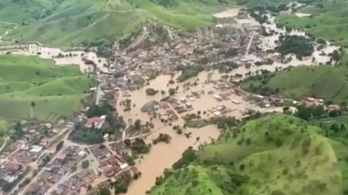 [Quase 70 mil pessoas foram afetadas por fortes chuvas sul e o extremo sul da Bahia, aponta Cor...]