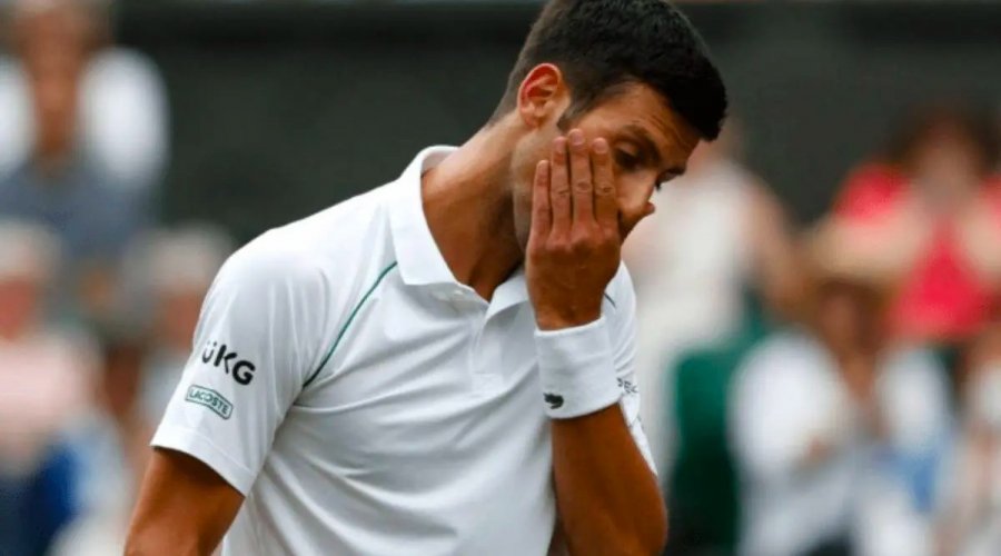 [Antivax, Novak Djokovic volta para a prisão na Austrália]