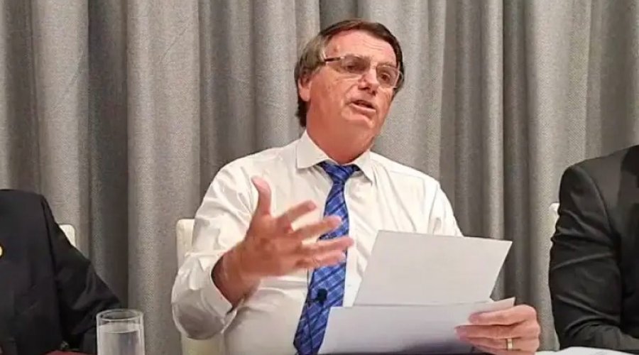 [Canal de Bolsonaro foi o mais punido do YouTube em 2021 por fake news]