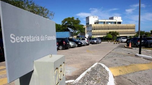 [Concurso para agentes fiscais tem salários de até 13 mil na Bahia]