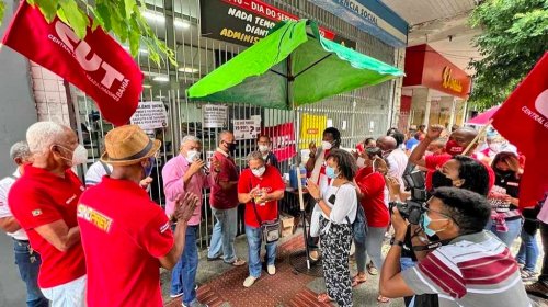 [Funcionários do INSS entram em greve na Bahia]