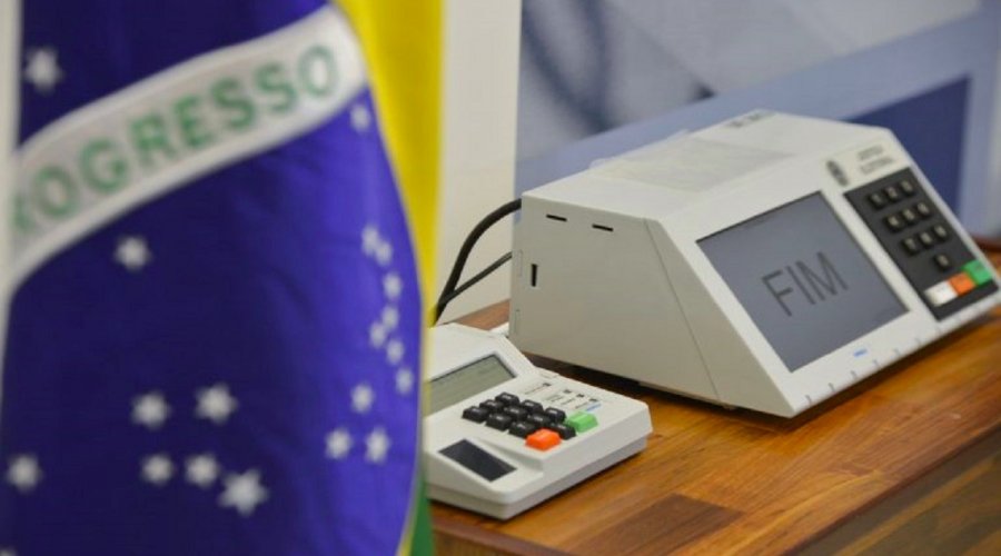 [Voto em trânsito é opção para quem perdeu prazo de transferir título]