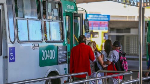 [Semob cria linha emergencial para usuários de trecho interrompido do metrô]