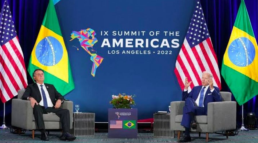 [Biden disse a Bolsonaro que acredita no sistema eleitoral do Brasil, afirma porta-voz americano]