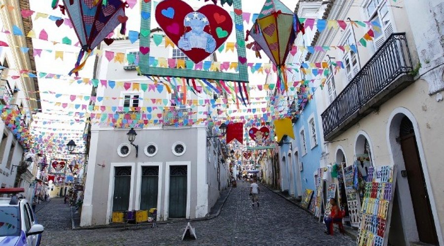 [Confira a programação do São João no Parque de Exposições e no Pelourinho]