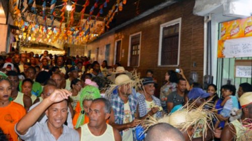 [Forró da Sucupira volta com três dias de forró no bairro de Santa Cruz]