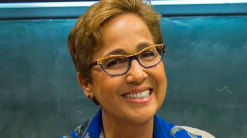 [Atriz Claudia Jimenez morre aos 63 anos no Rio de Janeiro]