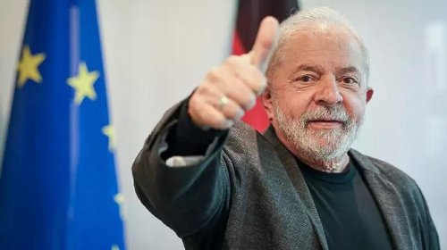 [Lula segue na lidença com 44% das intenções de voto; Bolsonaro tem 35%]