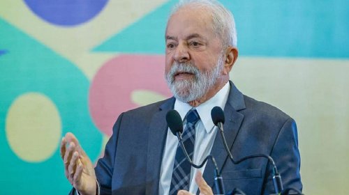 [Lula diz que, se eleito, vai atrair empresas internacionais para o Brasil]