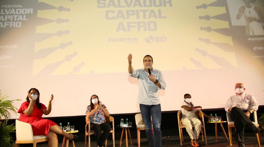 [Festival Salvador Capital Afro movimenta Centro Histórico até domingo (4) ]