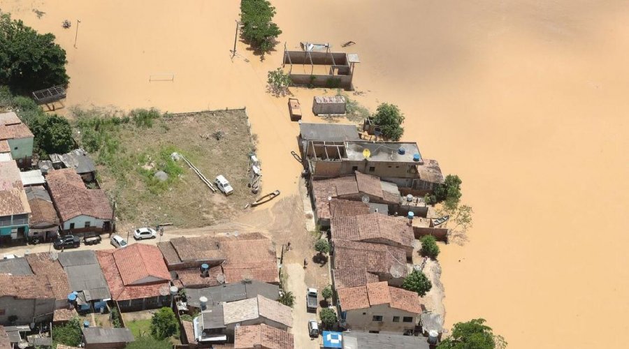 [Mais de 30 municípios baianos são afetados pela chuva e número de desalojados passa de 3,6 mil, diz Sudec]