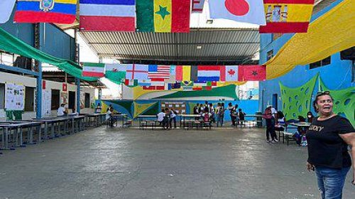 [Escolas municipais apostam na Copa para discutir combate ao racismo]