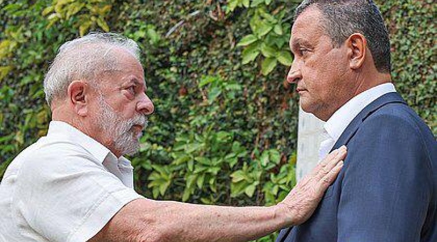 [Lula recebe Rui Costa em Brasília para discutir composição do governo]