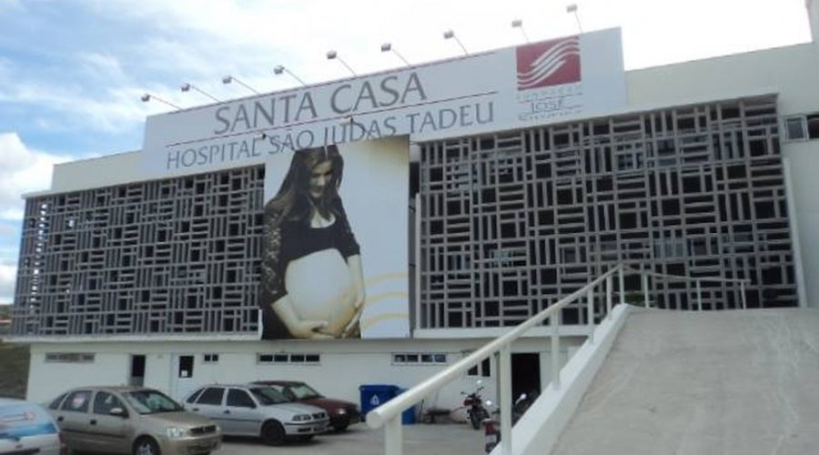 [Bebê é abandonada com cordão umbilical dentro de sacola de compras no sudoeste da Bahia]