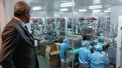 [Jerônimo Rodrigues visita indústria de alimentos na China e empresas baianas assinam acordo de...]