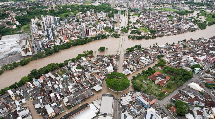 [Sul da Bahia volta a ser atingido por chuvas fortes]