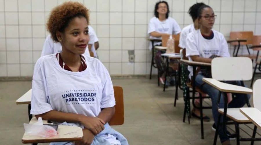 [Secretaria de Educação abre inscrições para mais de 18 mil vagas do Programa Universidade para Todos]