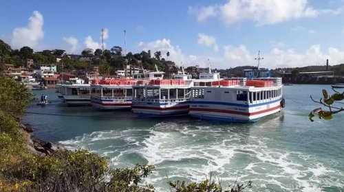 [Travessia Salvador-Mar Grande segue suspensa nesta quarta-feira por conta do mau tempo na Baía...]