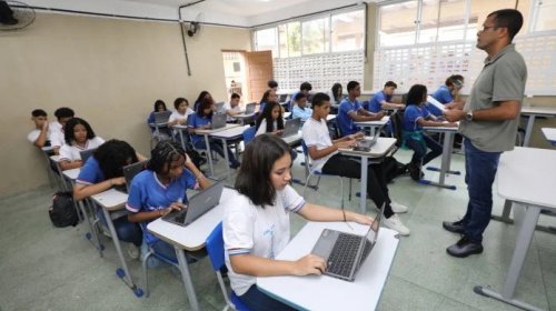 [Governo Jerônimo convoca mais 118 professores para Educação Básica, Profissional e Indígena]