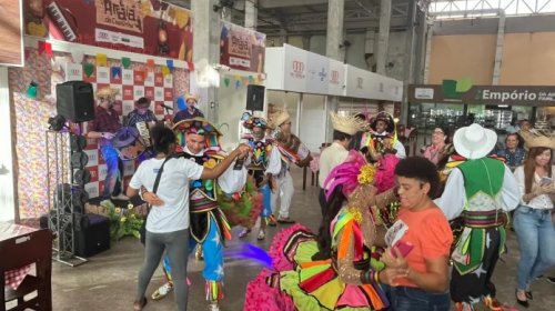 [‘Arraiá da Ceasinha’ no bairro do Rio Vermelho estimula turismo gastronômico em Salvador]