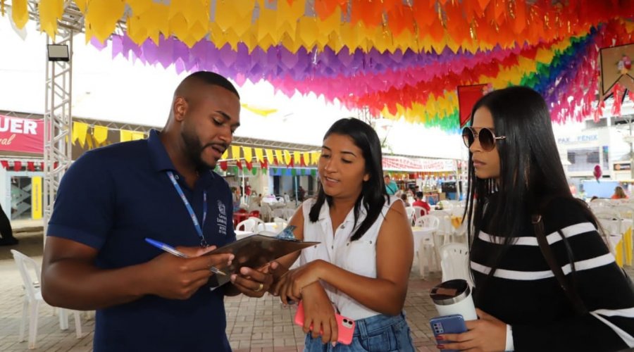 [Turistas revelam em pesquisa da Setur aprovação ao São João da Bahia]