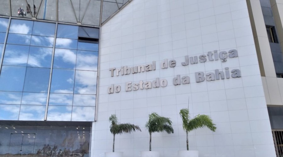 [Justiça obriga cidade baiana a dar fraldas para criança com problemas de saúde após MP pedir com 'exaustão']