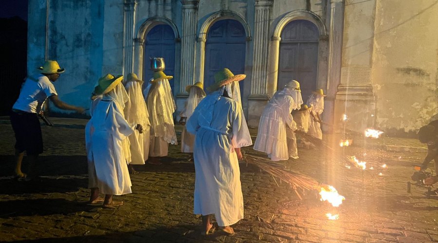 [Lançamento de filme sobre Bicentenário da Independência reúne grande público   ]