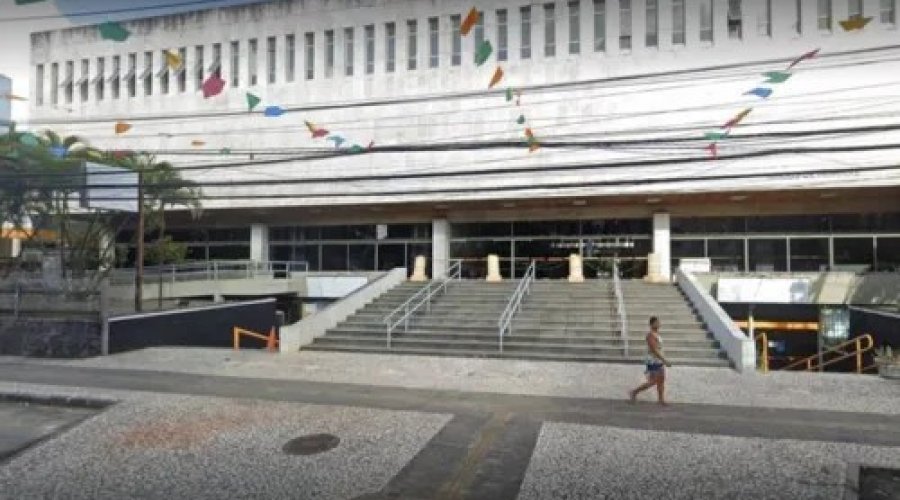 [MP solicita tombamento da Biblioteca Pública dos Barris, em Salvador]