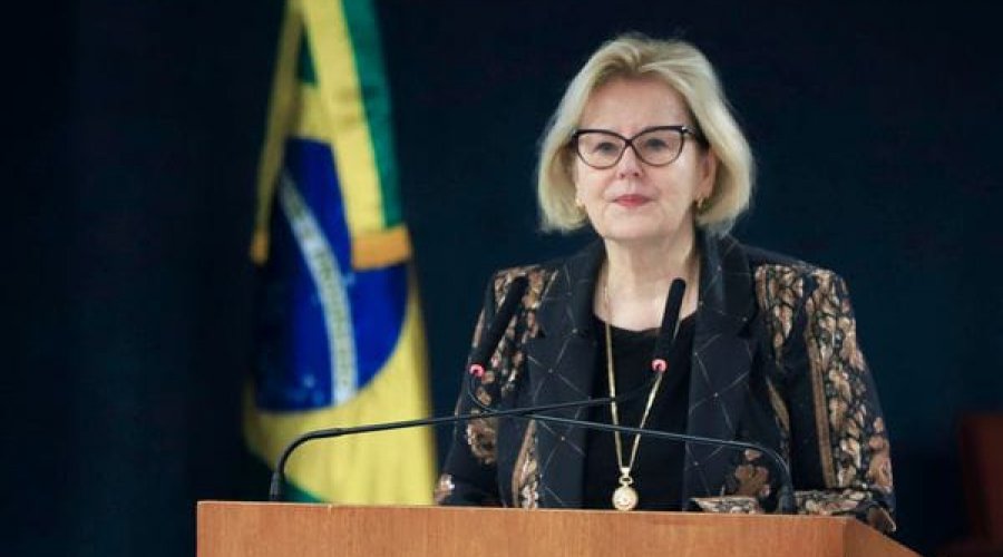 [Ministra Rosa Weber marca julgamento de ação que descriminaliza aborto]