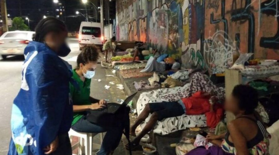 [Eles têm voz’: pessoas em situação de rua em Salvador contam histórias e são assistidas por projeto ‘Pop Rua’]