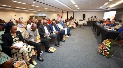 [Colóquio Internacional: Bahia apresenta potencialidades a embaixadores africanos]