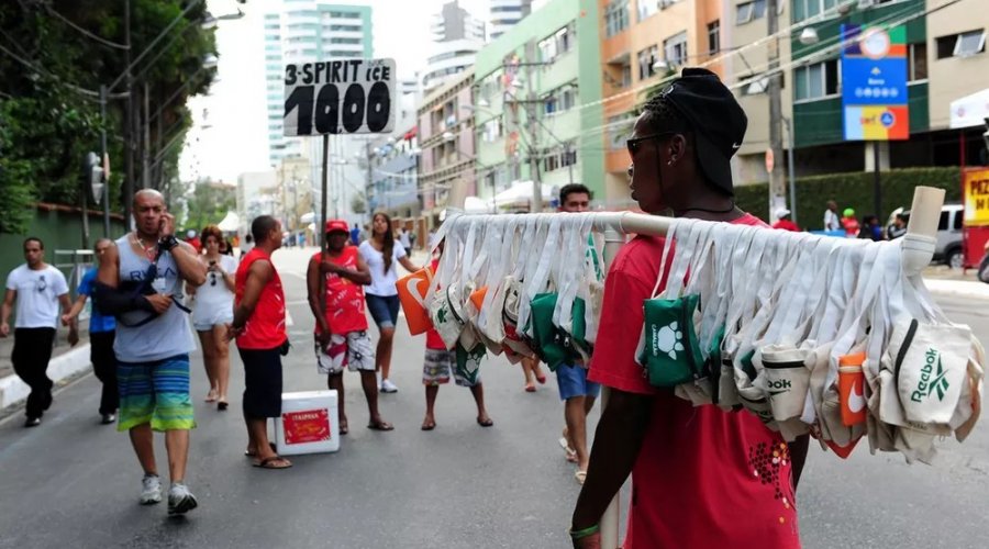 [Lista final de ambulantes cadastrados para festas populares de Salvador é divulgada; confira]