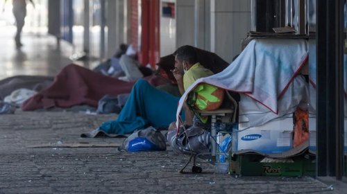 [Número de pessoas em situação de rua no Brasil aumenta 100%]