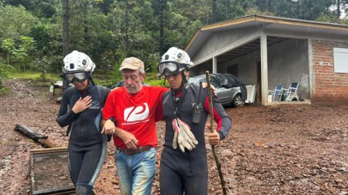 [Prefeito de cidade gaúcha agradece a Jerônimo e parabeniza bombeiros baianos pela bravura na a...]