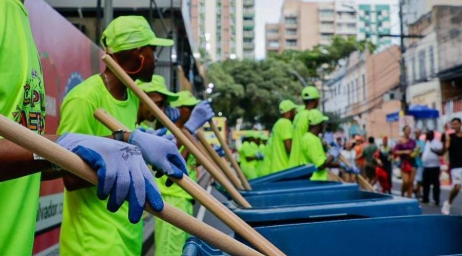 [Comemorado nesta quinta (16), Dia do Gari vai ganhar exposição fotográfica em shoppings de Salvador]