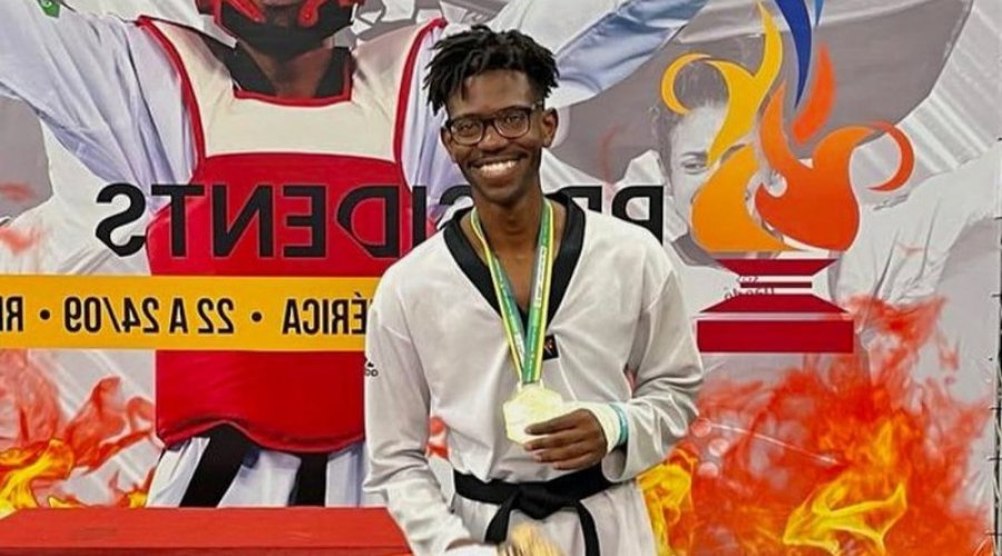 [Atleta da Seleção Brasileira de Taekwondo sofre ataque racista em estação de trem]