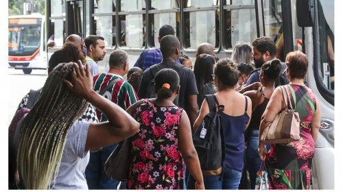 [Negros morrem quatro vezes mais de disparo de arma de fogo que brancos]