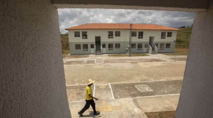 [Parlamentar baiano propõe veto à penhora de imóveis do programa Minha Casa, Minha Vida]