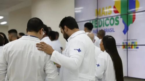 [MEC anuncia fiscalização rigorosa e cortes em cursos de medicina com baixa nota]