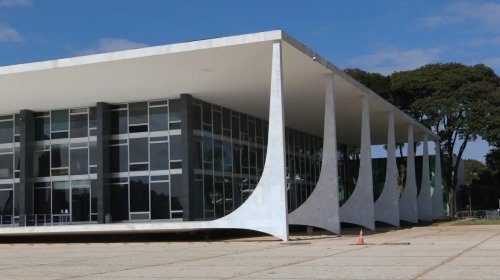 [STF forma maioria contra atuação de enfermeiros em aborto legal]