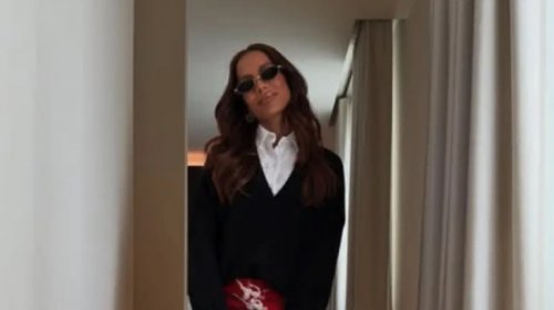 [Após críticas, Anitta volta a comentar ausência dos ensaios de verão em Salvador]