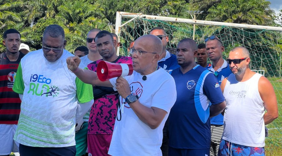 [Suíca viaja pela Bahia para mobilizar garis e margaridas para greve a favor da regulamentação da profissão]