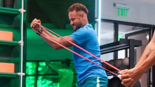 [Recuperação de Neymar avança e retorno aos treinos gera expectativa na Seleção Brasileira]