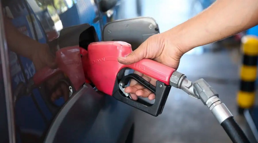 [ANP cria app para motorista conferir qualidade de posto de combustível]