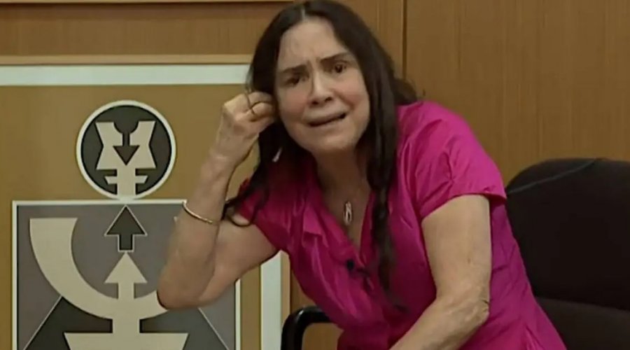 [Regina Duarte comenta passagem pela política e diz ainda enfrentar rejeição]